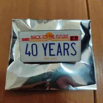 혜택 백투더퓨처 핀 배지 돈키호테 한정판 40 YEARS