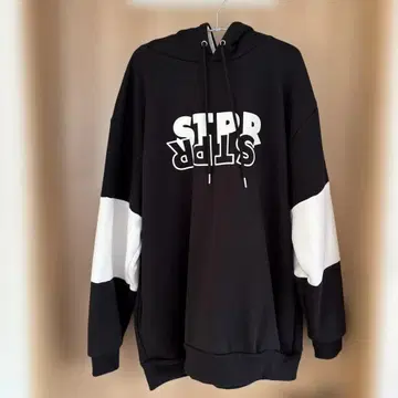 [ 스토푸리 ] STPR 루즈핏 후드티 블랙