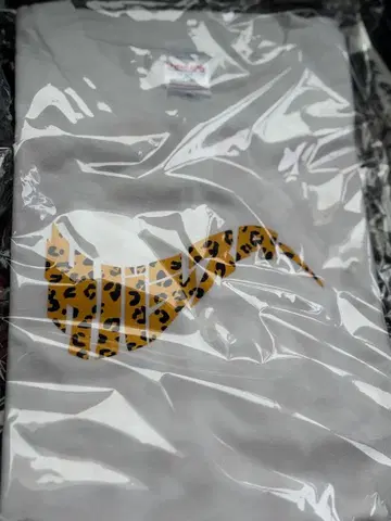 사바스타 레오파드 무늬 T셔츠