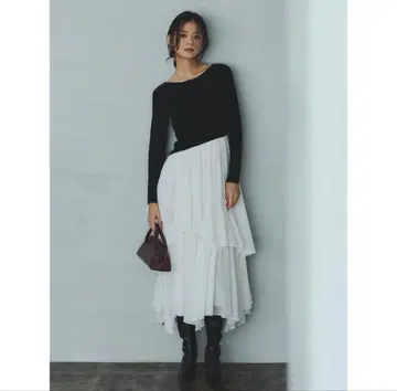 anuans 보트넥 불규칙 밑단 도킹 원피스