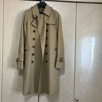 아쿠아 스큐텀 트렌치코트