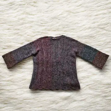 이즈네스 is-ness 울 디자인 니트 일본제 38 가을/겨울 비즈