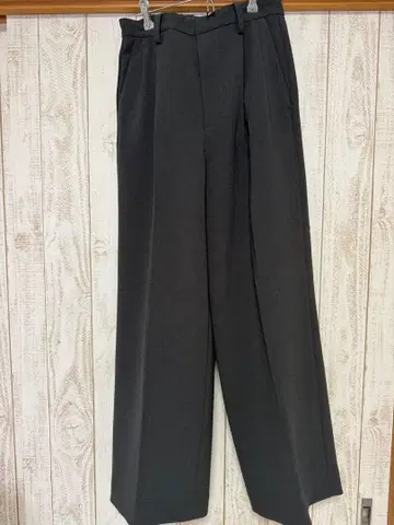 Spick and span 다크 그레이 와이드 팬츠