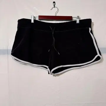 한정품 DANSKIN 블랙 숏팬츠 [ XXL ] 빅 사이즈