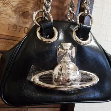 블랙 밴딩 백 귀엽습니다