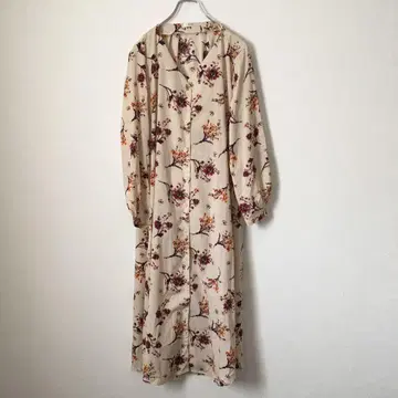 맥시 원피스 V넥 고급 롱 기장 세련된 긴팔 내추럴 패턴