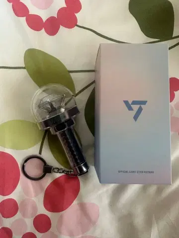 SEVENTEEN 공식 응원봉 미니 키링