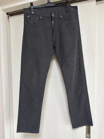 417 EDIFICE 다크 그레이 남성용 슬랙스