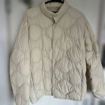 UNIQLO 울트라 라이트 다운 다운 자켓 L 아이보리