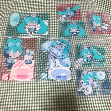 하츠네 미쿠 시나몬 x 하츠네 미쿠 아크릴 스탠드 묶음 판매