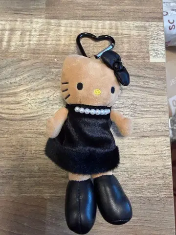 헬로키티 드레스 스타일 키링