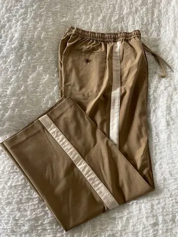 GU x rokh 콜라보 트랙 팬츠