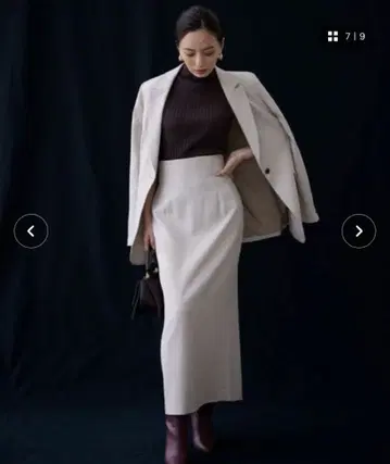 아뉴앙스 아이보리 타이트 스커트 anuans