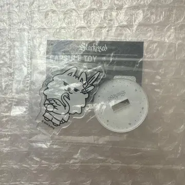 TXT 연준 아크릴 스탠드 Starkissed 팝업 캡슐 토이