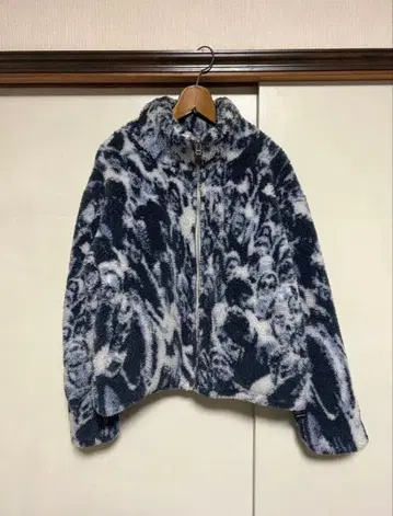 AFB 1969 프린트 보아 재킷