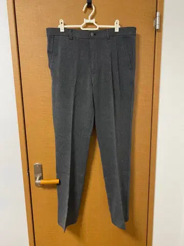 Hush Puppies 체크 슬랙스 그레이 x 블랙 88cm