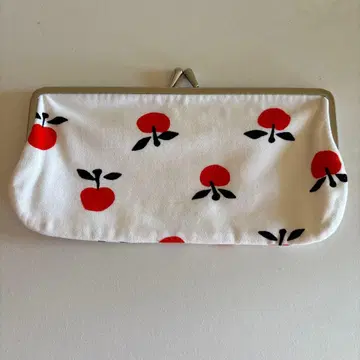 마리메꼬 가마구치 파우치 사과 패턴