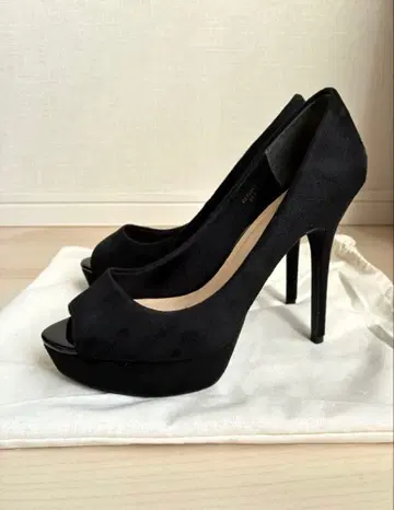 스웨이드 슬림 레그 오픈토 펌프스 블랙 스웨이드