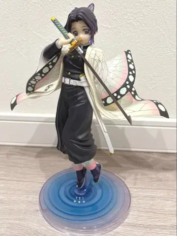 코쵸우 시노부 알터 피규어