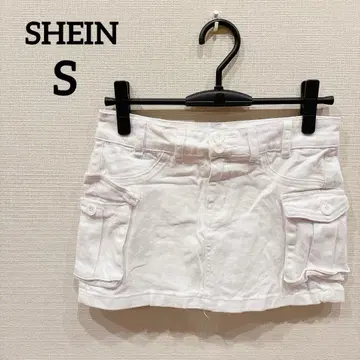 새상품급 SHEIN [ S ] 화이트 포켓 부착 미니 스커트 화이트
