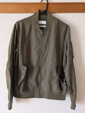 Everydays Sunday 올리브 점퍼 M 사이즈