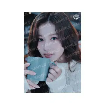 TWICE 팝업 사나 포스터