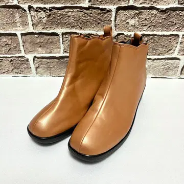 PANSY 발수 가죽 느낌 스퀘어토 부츠 24cm 경량