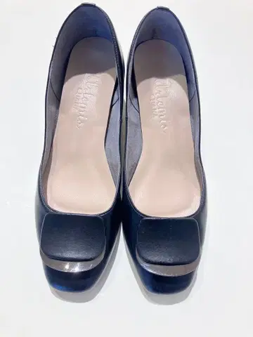 아르테미스 바이 다이애나 일본제 버클 스퀘어토 펌프스