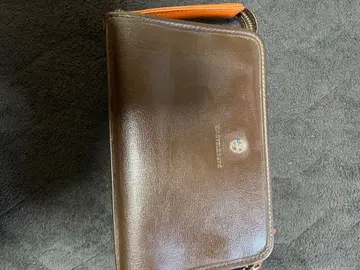 브라운 가죽 클러치백