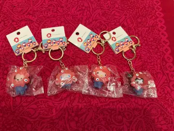 산리오 미야쿠미야쿠 클리어 키링 키티 쿠로미 시나몬 포차코