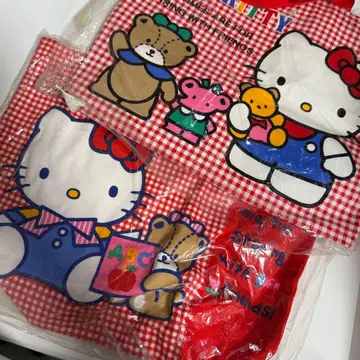 키티 파우치 백 레트로