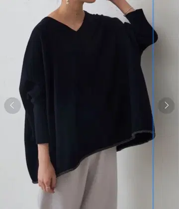 미사용 비어즐리 밑단 모헤어 풀오버 니트 정가 24,200