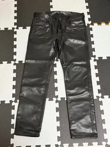 WEST RIDE 가죽 팬츠 32사이즈 블랙