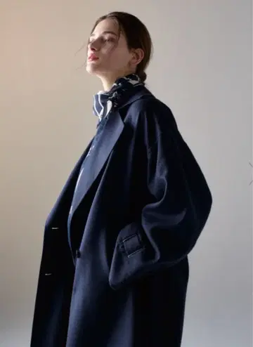 네이비 울 혼방 롱 코트