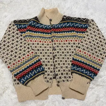 [ 새상품급 ] 노르딕 가디건 유로 빈티지 메탈 버튼