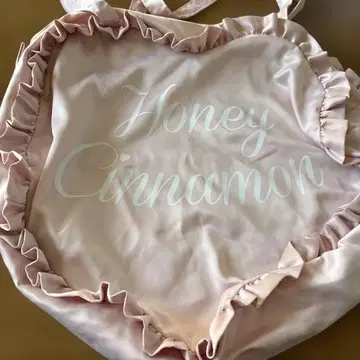 Honey Cinnamon 프릴 토트백 핑크 하트