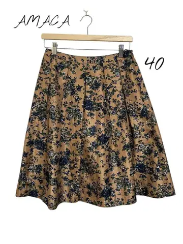 AMACA [ 새상품급 ] 플레어 스커트 하의 꽃무늬 올 패턴 40