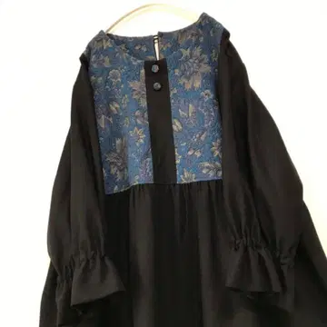 미사용 캐시미어 혼방 울 x 퍼프 자카드 개더 절개 원피스