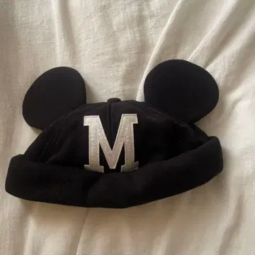 미키마우스 귀 달린 블랙 캡