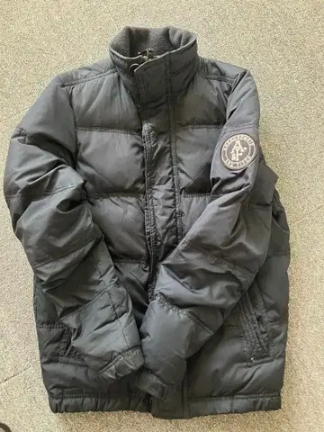 Abercrombie & Fitch 다운 자켓 다크 네이비 M