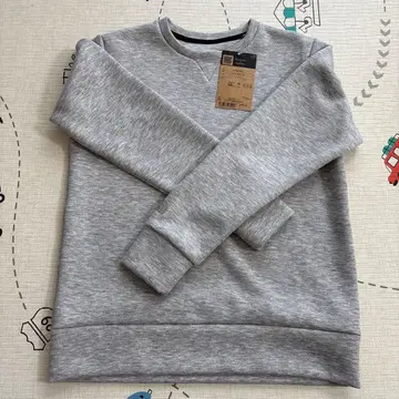 미사용 새상품 TECH AIR SWEAT CREW/L 사이즈