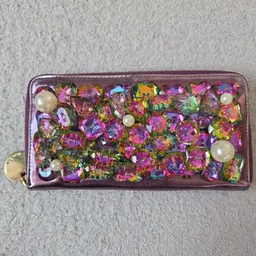 미사용 새상품. deux lux 크리스탈 장식 장지갑 퍼플