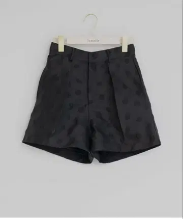 JUMELLE 플라워 자카드 하프 팬츠 M 사이즈