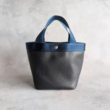 천연 가죽 이탈리아 가죽 보트형 토트백 네이비
