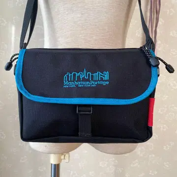 새상품급 Manhattan Portage 숄더백 블랙 블루 한정 컬러