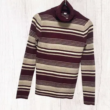 보더 니트 (M) 터틀넥 멀티 컬러 멋쟁이 올 패턴 스웨터 레이어드