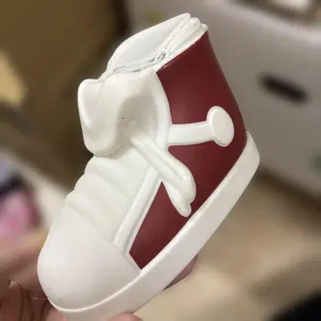 명탐정 코난 스니커즈형 소품함