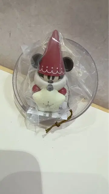 디즈니 크리스마스 2025 리루리루 캡슐 토이 빨간색