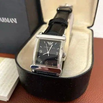 엠포리오 아르마니 EMPORIO ARMANI 손목시계 AR-5601