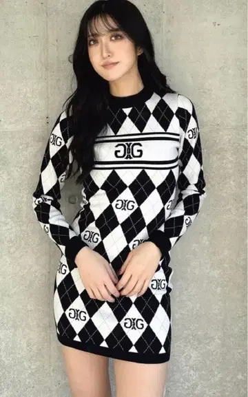 GYDA 긴팔 니트 원피스